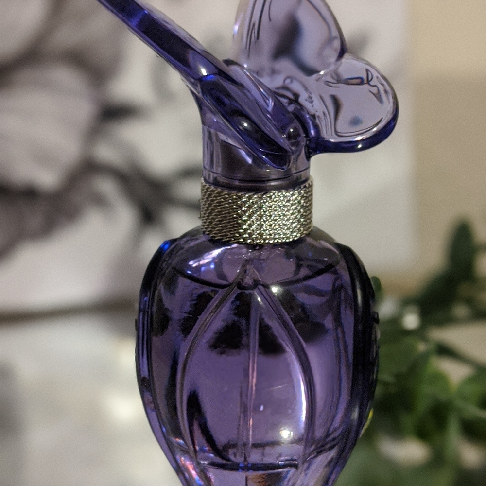 M Perfume